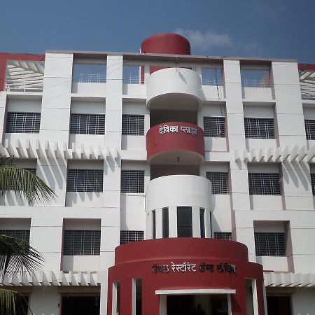 Hotel Royal Lodging Phursungi 外观 照片